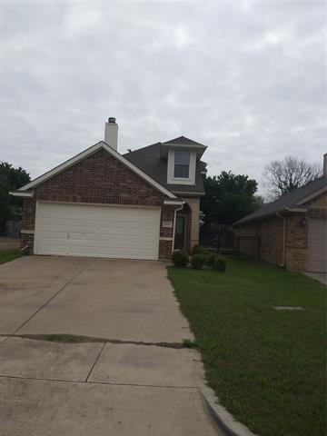 Building Photo - 9017 Racquet Club Dr