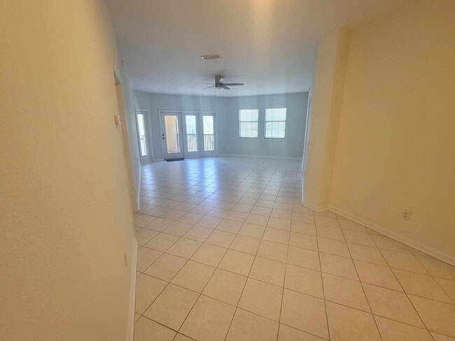 Building Photo - 2431 Vista Cove Rd