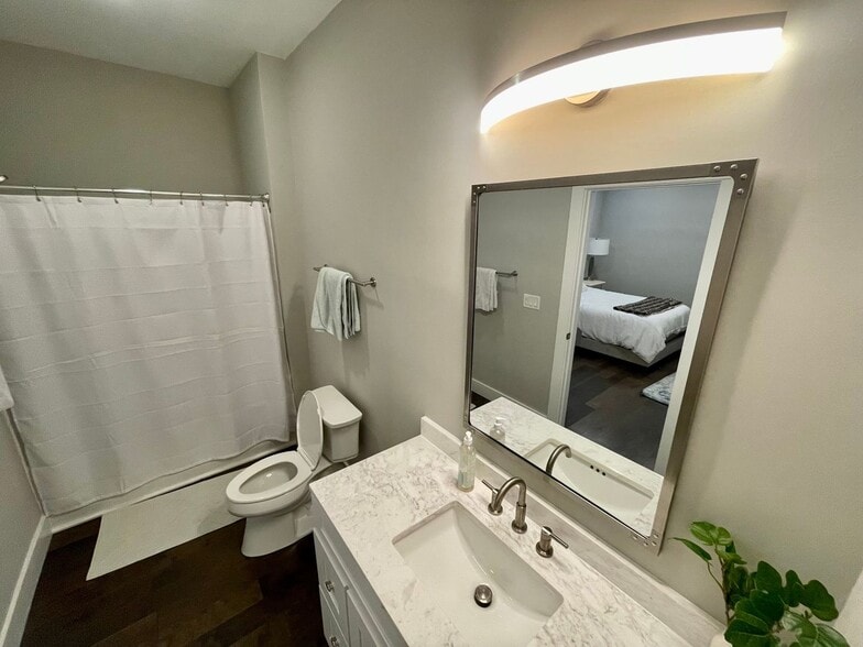 Building Photo - 1520 Spann Ave