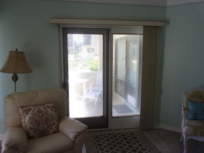 Building Photo - 5650-5A1A A1A S