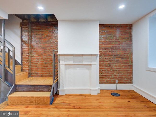 Building Photo - 1520 E Susquehanna Ave