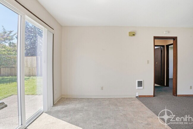 Building Photo - 166 Virginia St