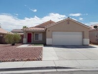 Building Photo - “Stunning 3-Bedroom Home with New Stainles...