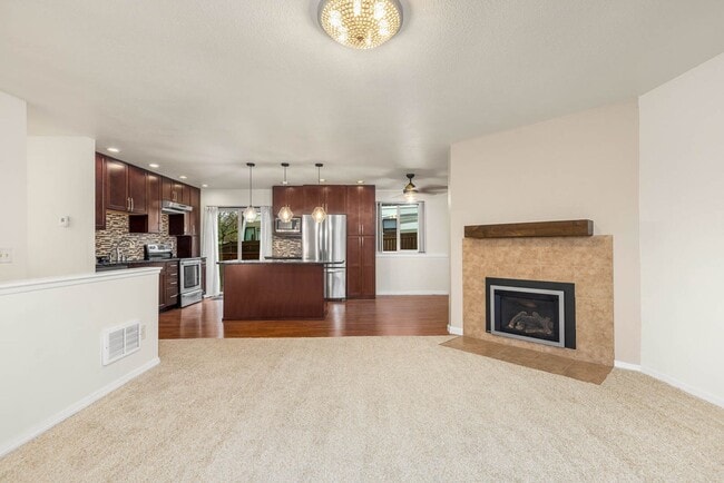 Building Photo - 14430 SE 194th St