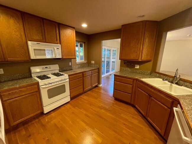 Building Photo - 3502 Marion Way