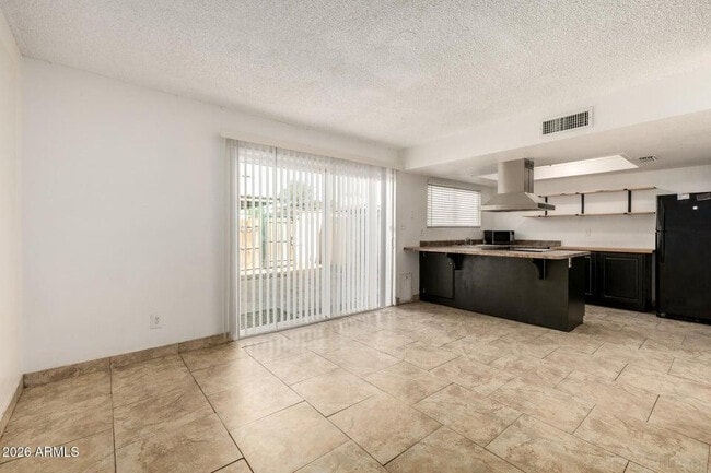 Building Photo - 3109 W Harmont Dr