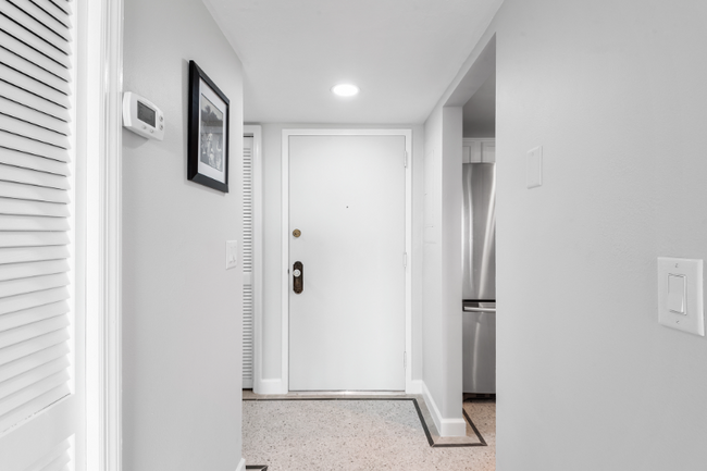 Building Photo - 235 6th St NW