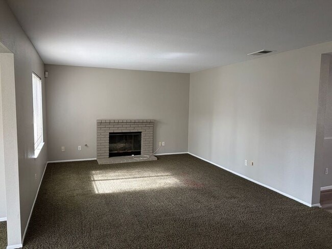 Building Photo - 30311 Silver Ridge Ct