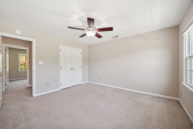 Building Photo - 304 Lynn's Way Yorktown VA 23962: Freshly Painted Updated Photos Coming !