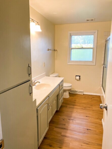 Building Photo - 1619 Beech Tree Dr