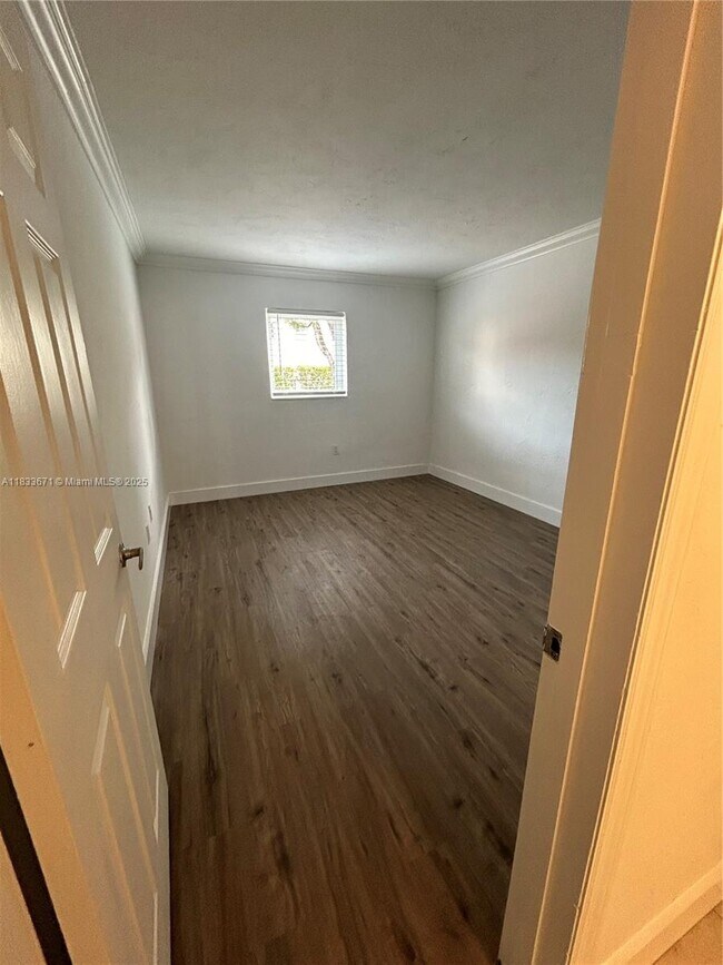Building Photo - 8607 SW 68th Ct