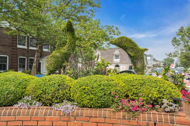 Building Photo - 308 Morris Ave