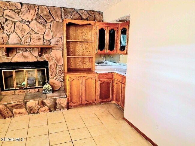 Building Photo - 11824 Pete Rose Dr