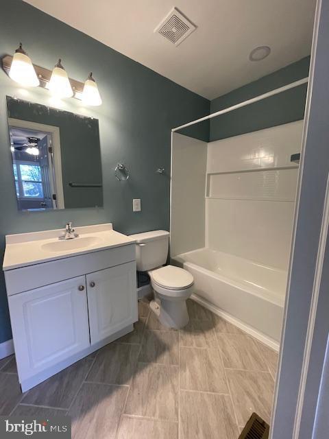 Building Photo - 817 Hastings Ct