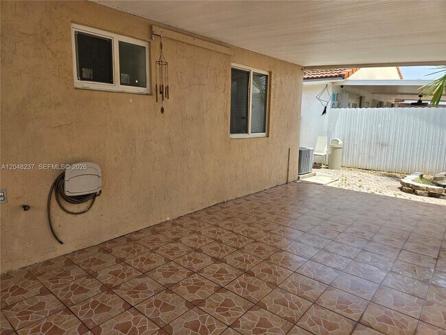 Building Photo - 7789 W 34th Ln
