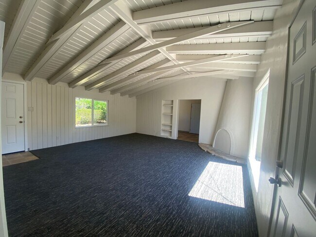 Building Photo - Beautiful upgraded home near Cal Poly and Foothill Blvd!