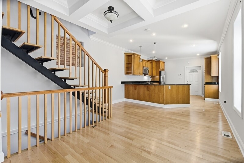 Building Photo - 3021 E Baltimore St