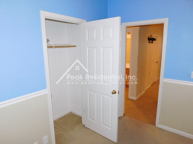 Building Photo - Wonderful 3bd/2ba Elk Grove Home with 2 Ca...