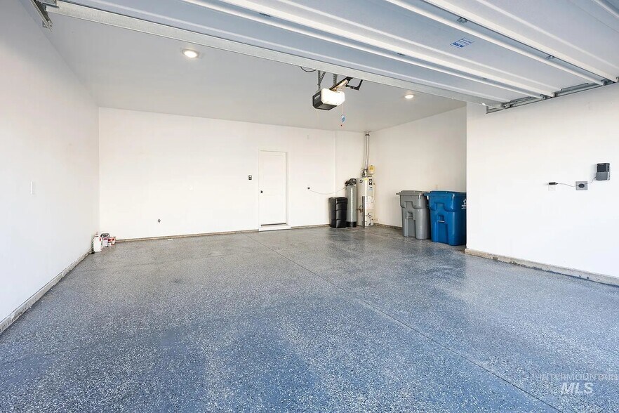Building Photo - 7177 W Madronawood St