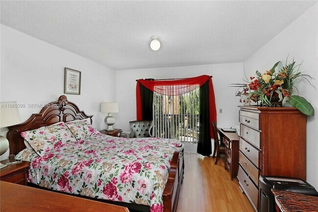 Building Photo - 8640 SW 212th St