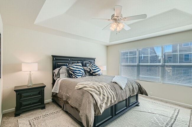 Building Photo - 5 Bedroom in Anthem Highlands