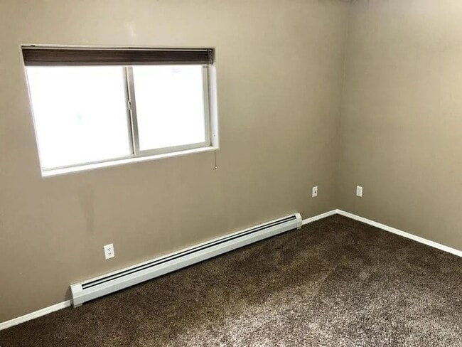 Building Photo - 1155 Guthrie Rd