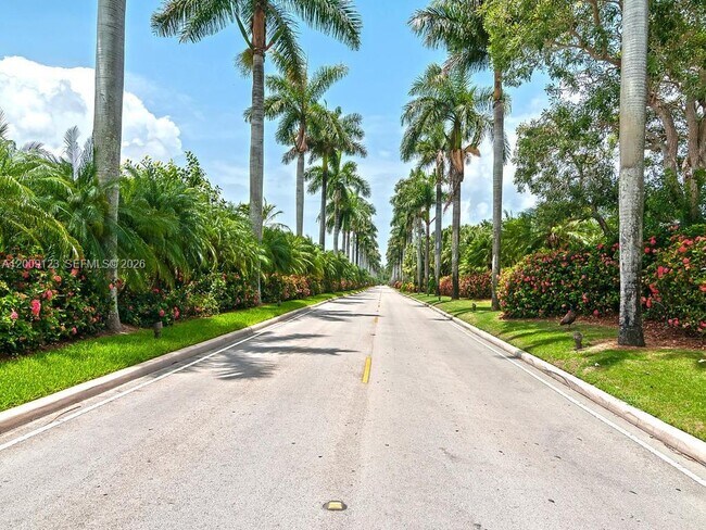 Building Photo - 13680 Deering Bay Dr