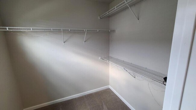 Building Photo - 608 Stonebridge Drive