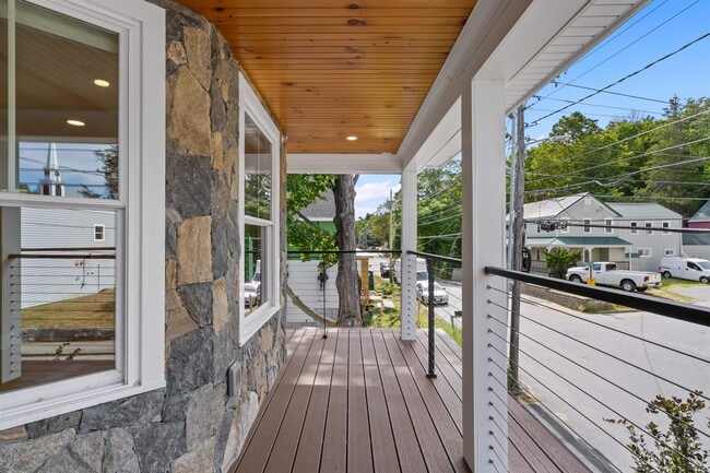 Building Photo - 8 Water St