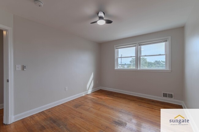 Building Photo - 5405 Moravia Rd