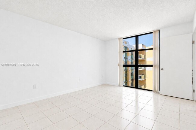 Building Photo - 11750 SW 18th St