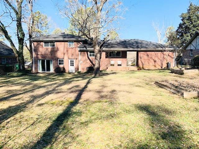 Building Photo - 3467 Pheasant Ct