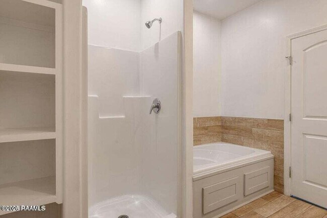 Building Photo - 109 Tyreek Dr