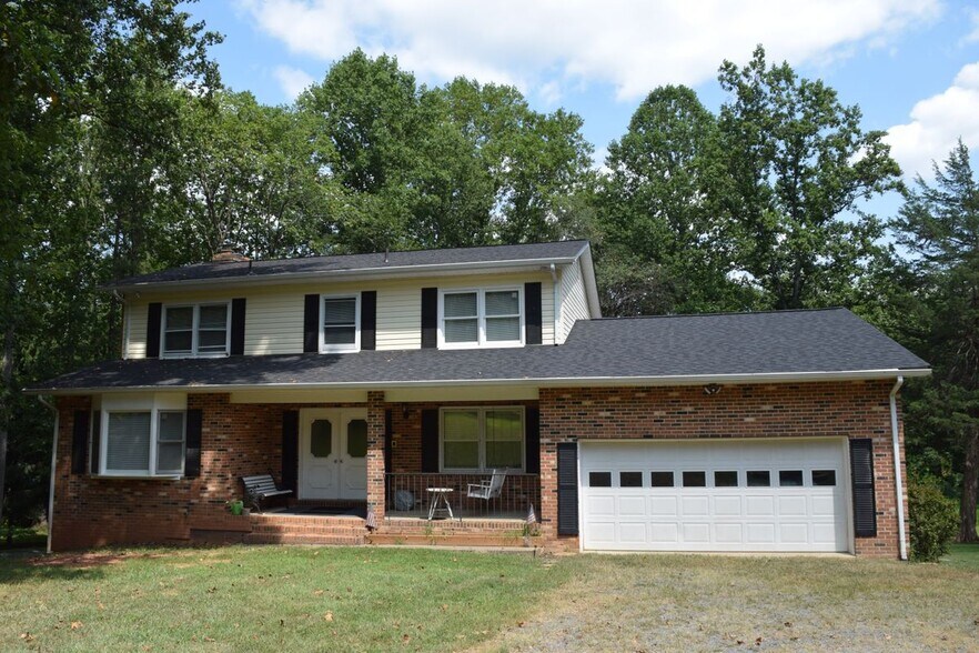 Primary Photo - 7023 Kelly Rd