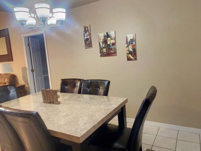 Building Photo - RENTAL Fully Furnished 4 bedroom home
