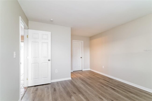 Building Photo - 651 N Delmonte Ct