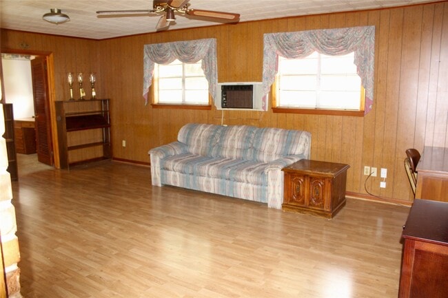 Building Photo - 5542 Turtle Creek Rd