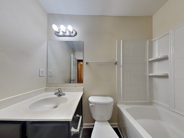 Building Photo - 6265 Branch Hill Cir