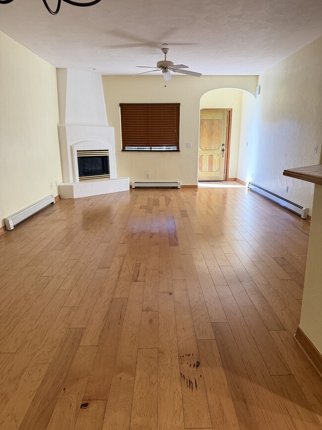 Building Photo - 750 Singletree Rd