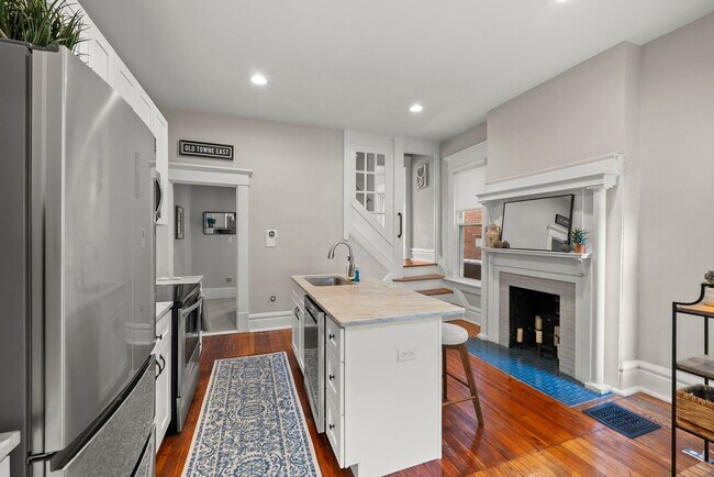 Building Photo - Fully Furnished Luxury Condo in Olde Towne East