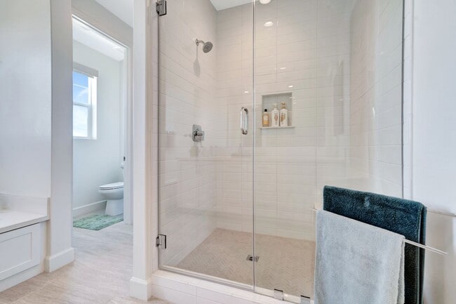 Building Photo - Amazing New Construction House!