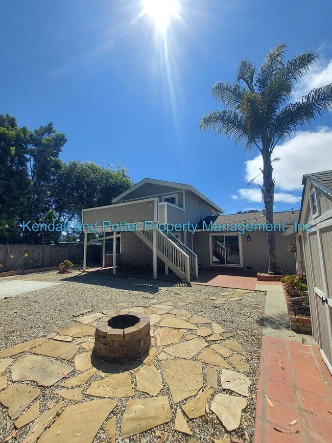 Building Photo - 5737 Soquel Dr