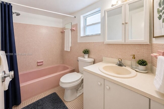 Building Photo - 1747 Rodman St