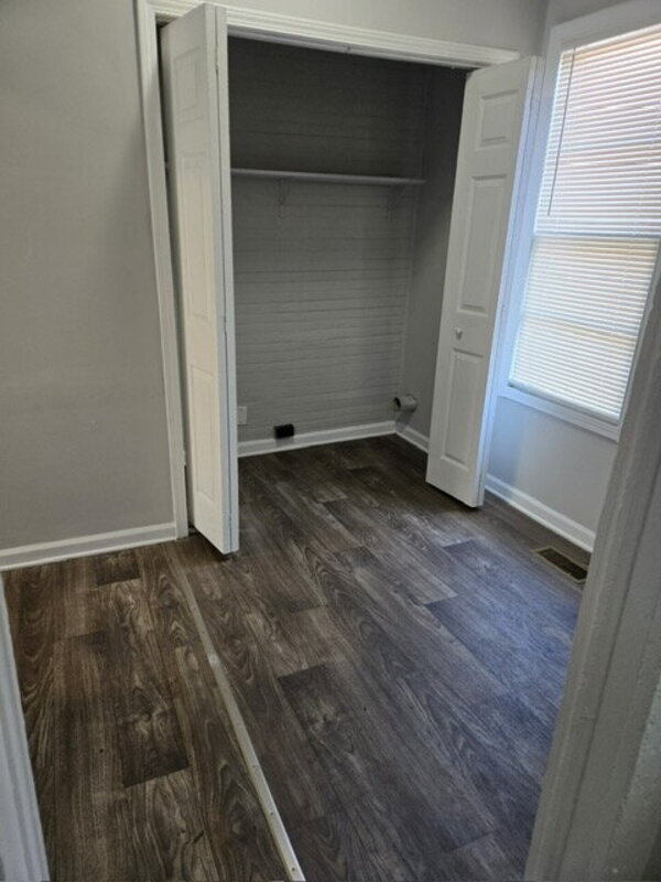 Building Photo - 2728 9th St