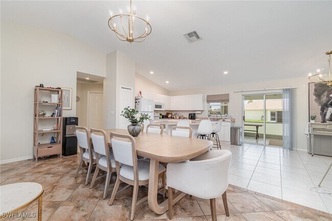Building Photo - 879 Rue Labeau Cir