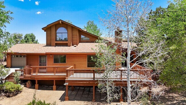 Building Photo - Beautiful 3 Bedroom Home in Forest Trails!