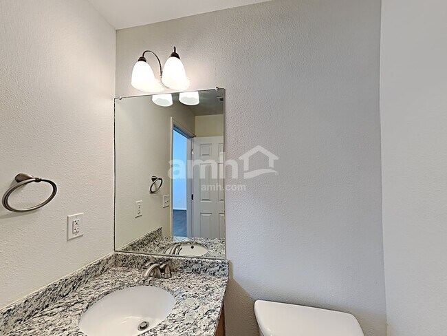 Building Photo - 411 Grey Swallow St