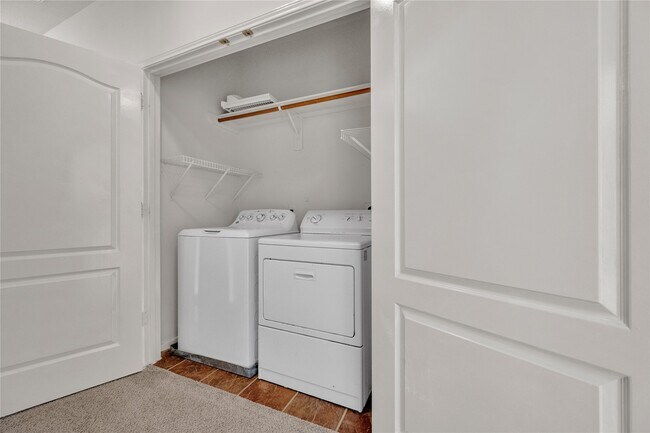 Building Photo - 2614 Shady Acres Ct
