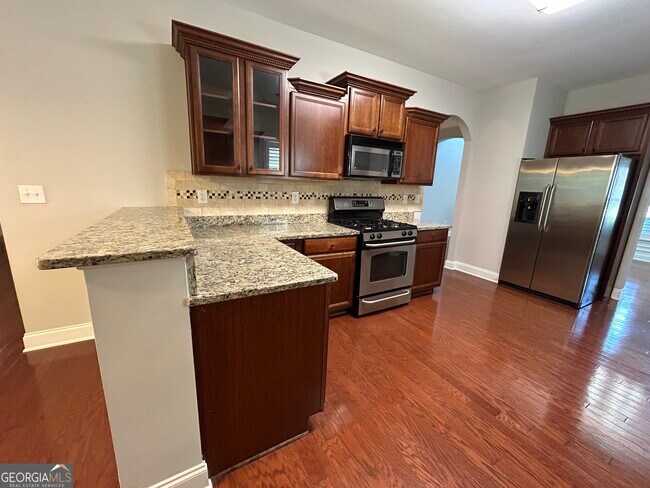 Building Photo - 765 Scenic Creek Dr SW