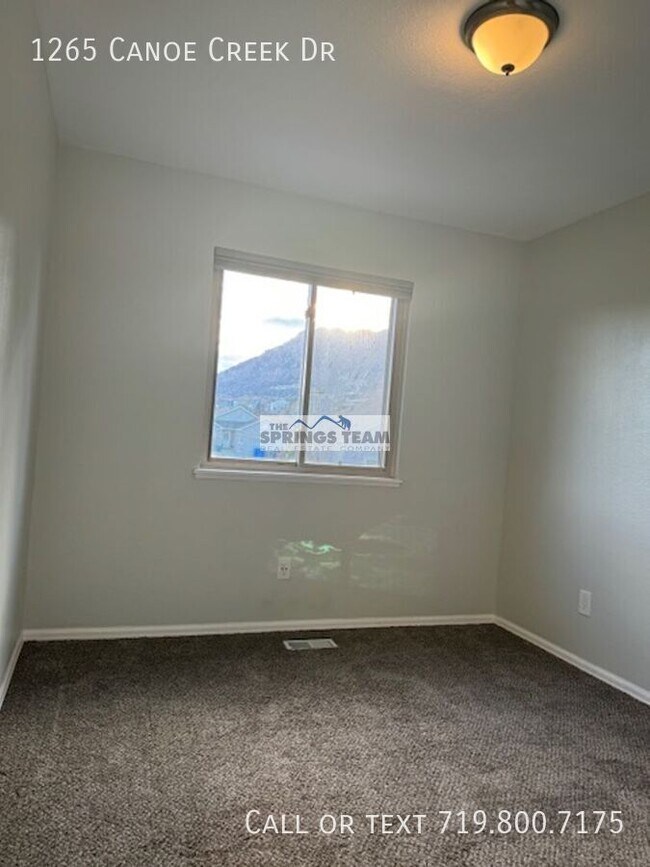 Building Photo - 1265 Canoe Creek Dr N